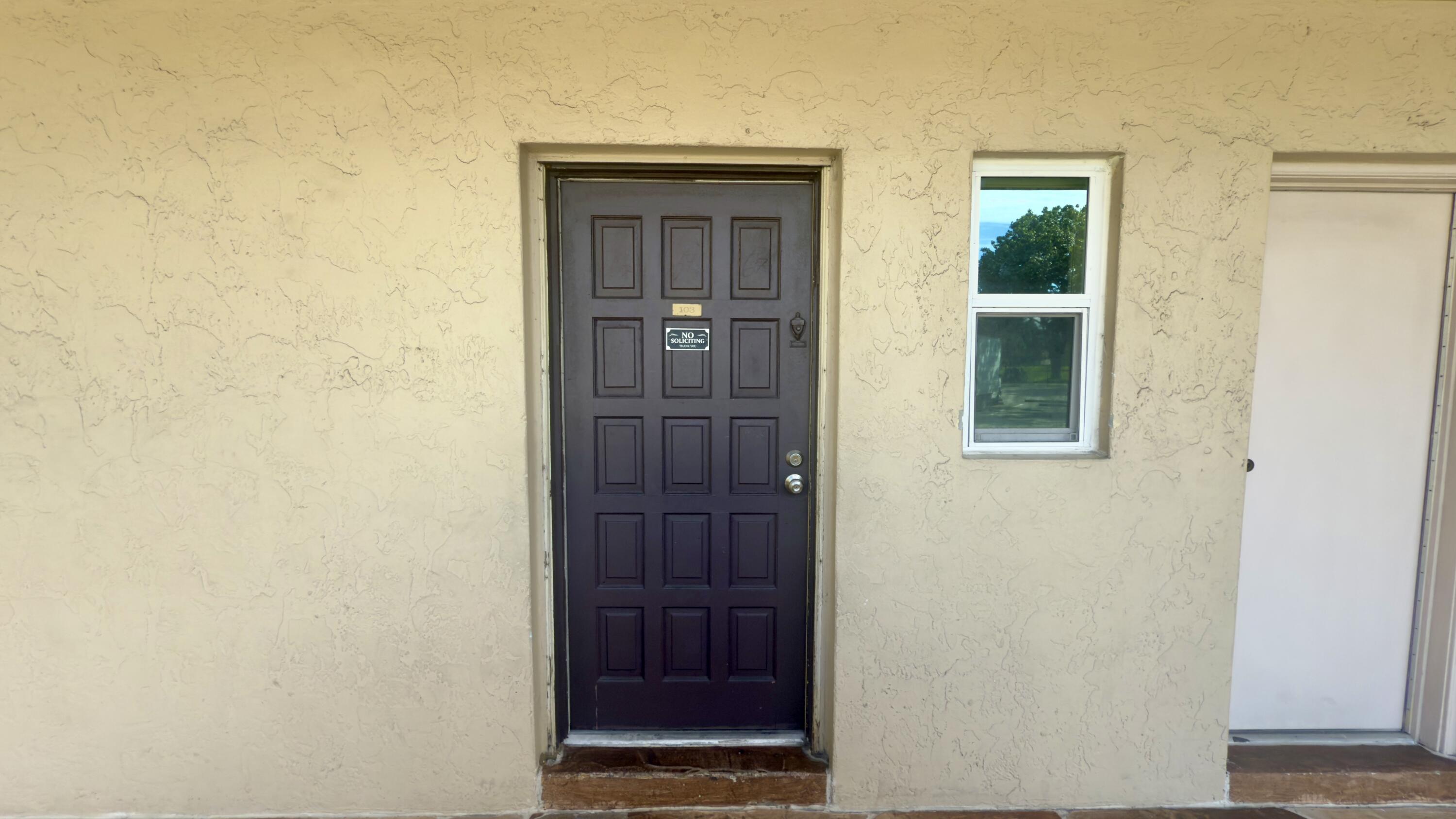 View photos, virtual tours, details... 6201 N Falls Cir Drive