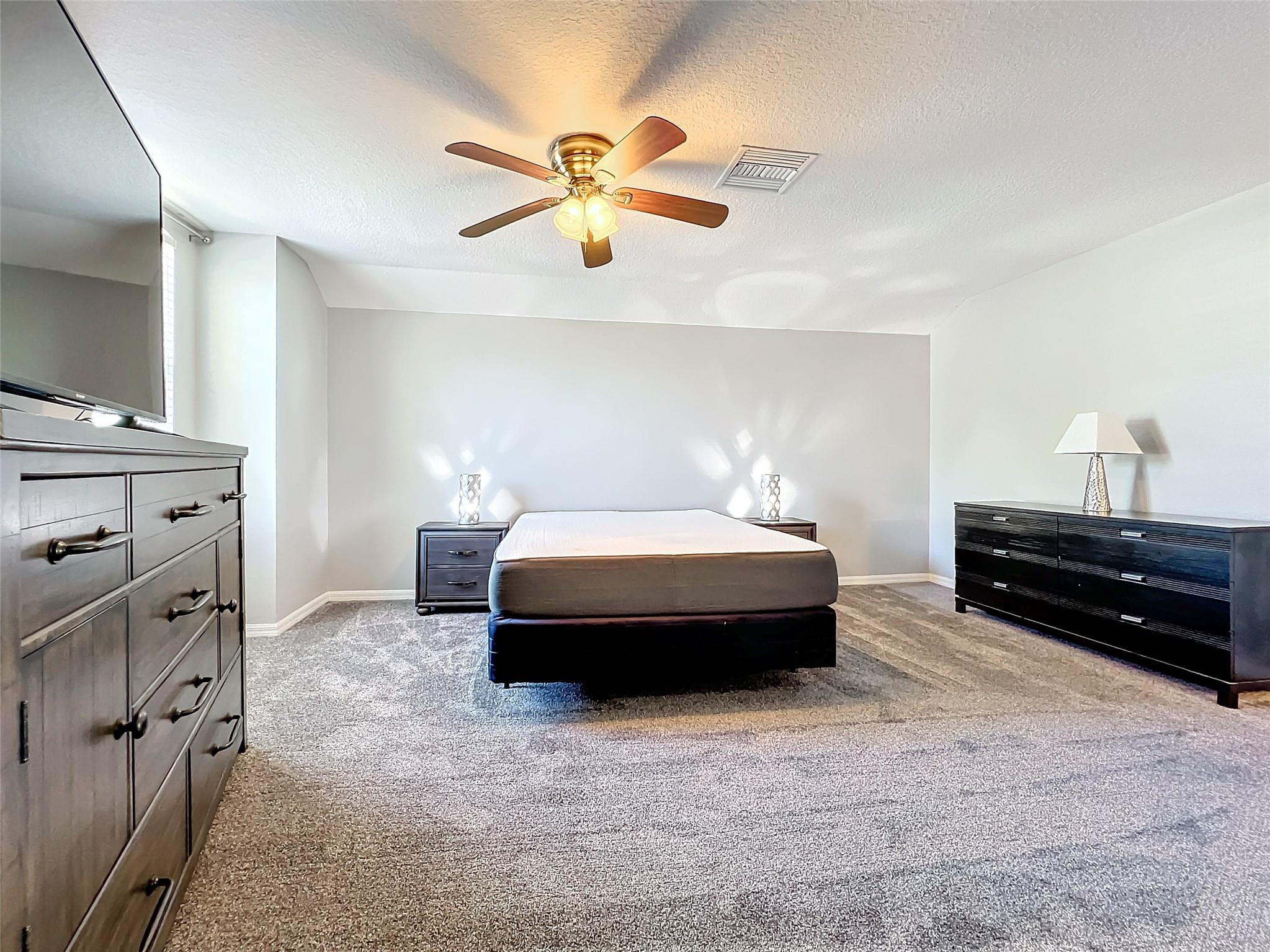 KILLARNEY CIRCLE - Residential