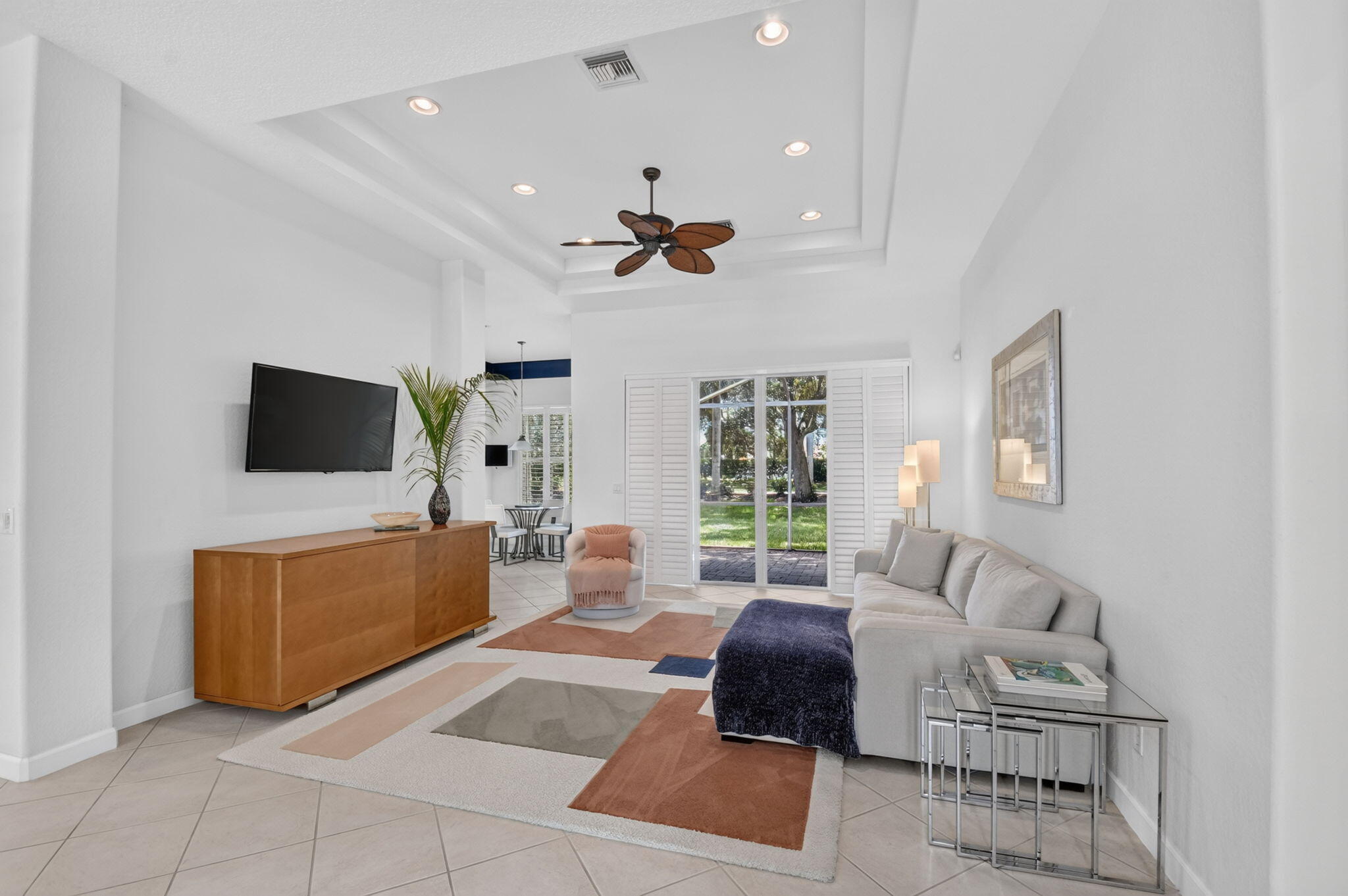 9574 LANTERN BAY Circle