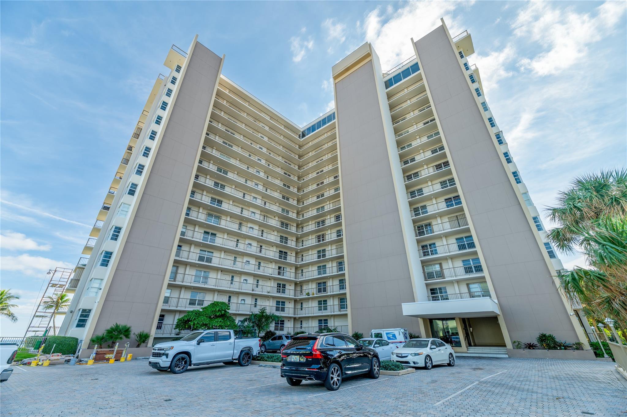 LANDMARK AT HILLSBORO - Residential Lease