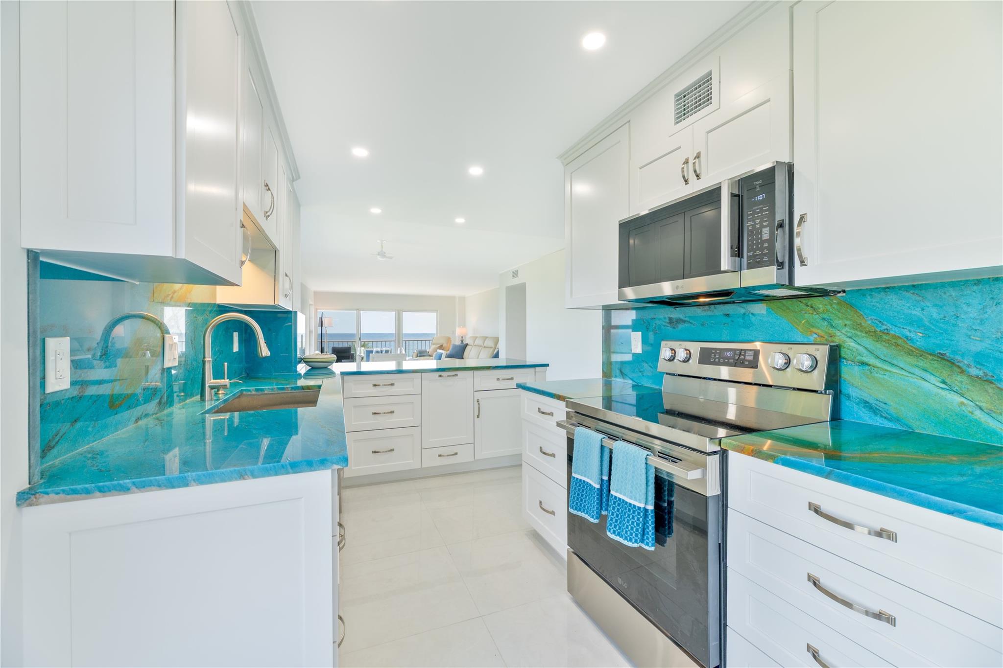 LANDMARK AT HILLSBORO - Residential Lease