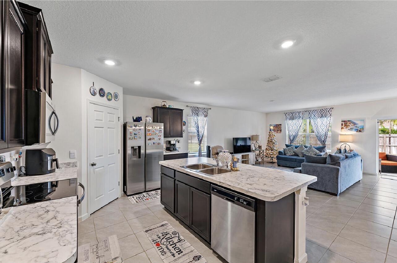 PORT ST LUCIE SECTION 19 - Residential