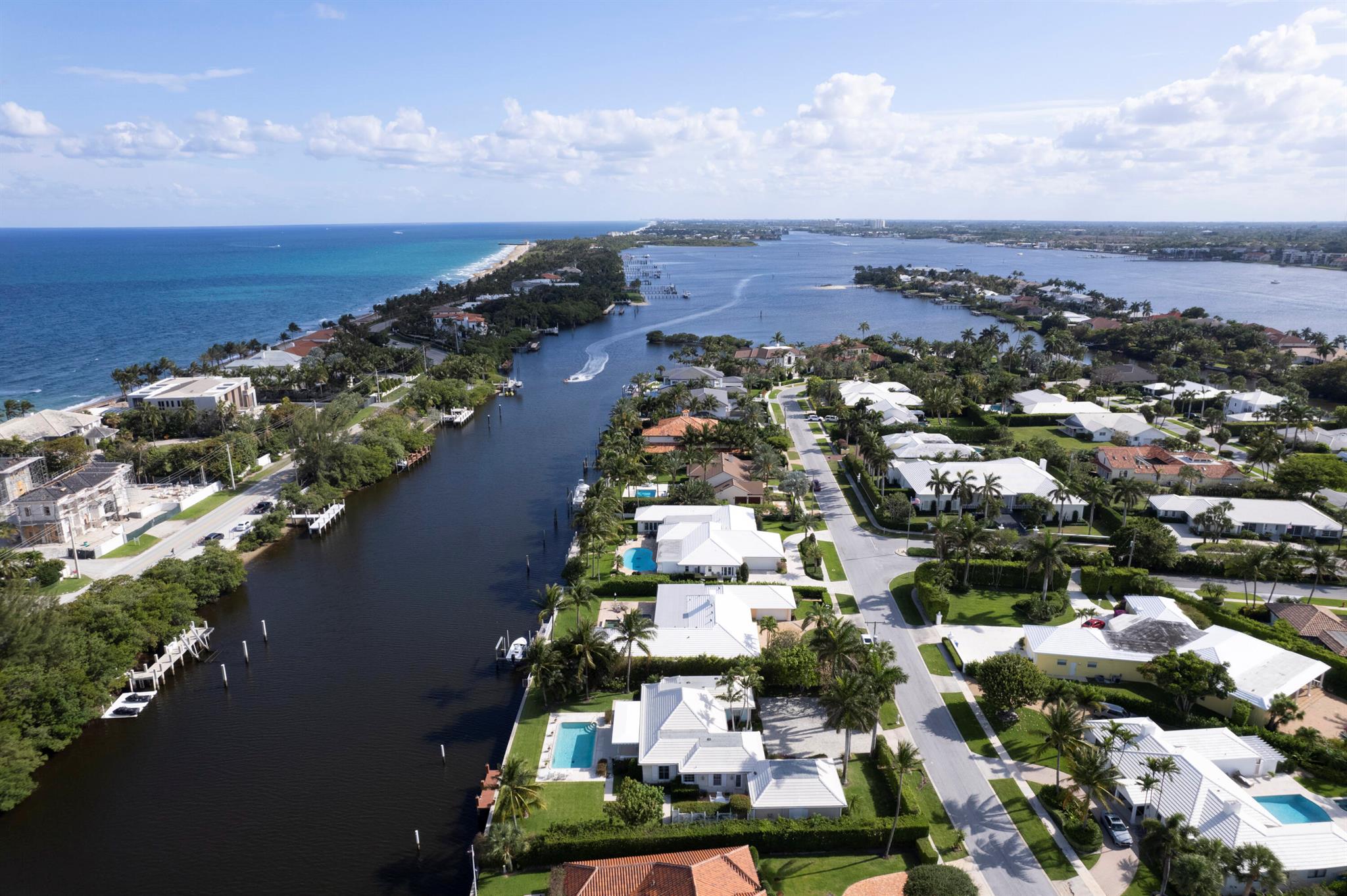 POINT MANALAPAN 1 - Land