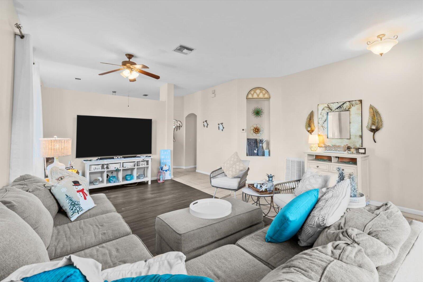 SPRINGTREE - Residential Lease