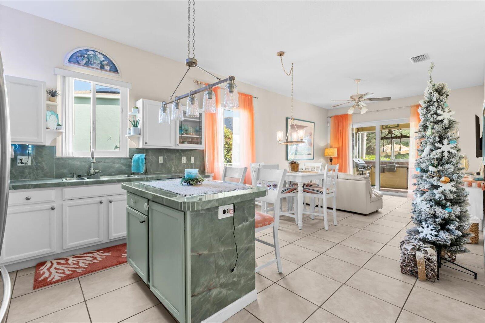 SPRINGTREE - Residential Lease