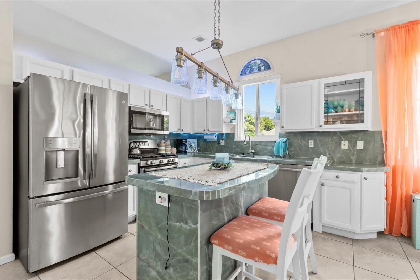 SPRINGTREE - Residential Lease