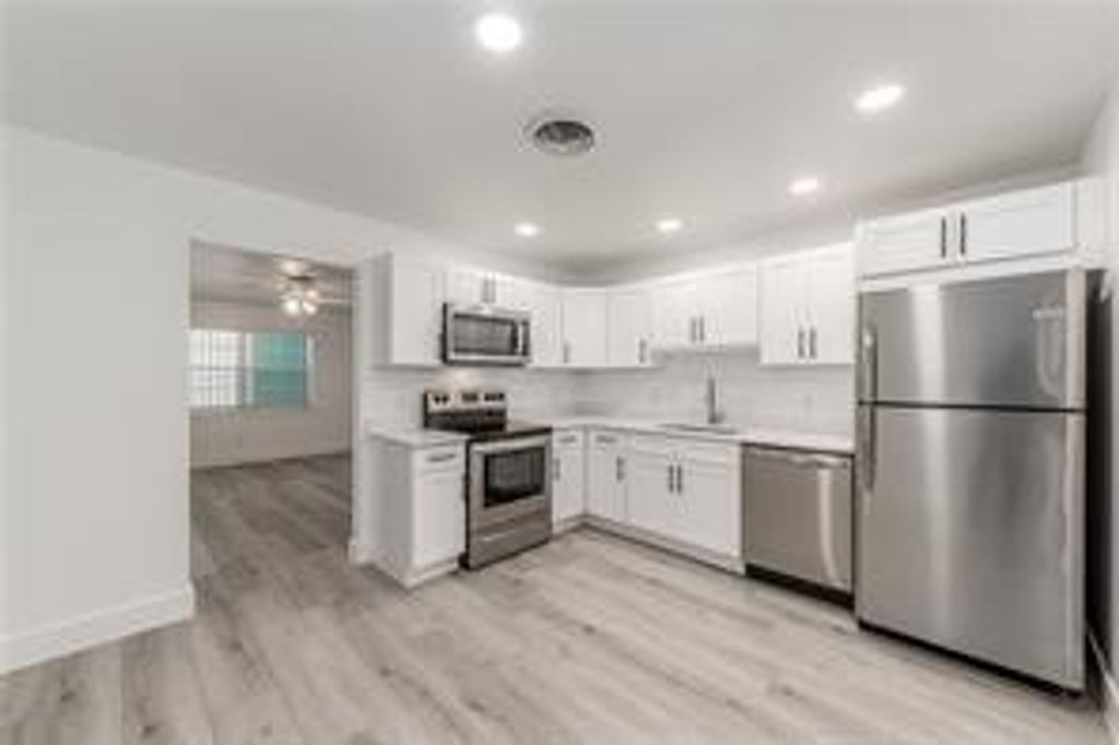 Photo of 713 SE Stypmann Boulevard #713, Stuart, FL 34994 (MLS # F10548049)