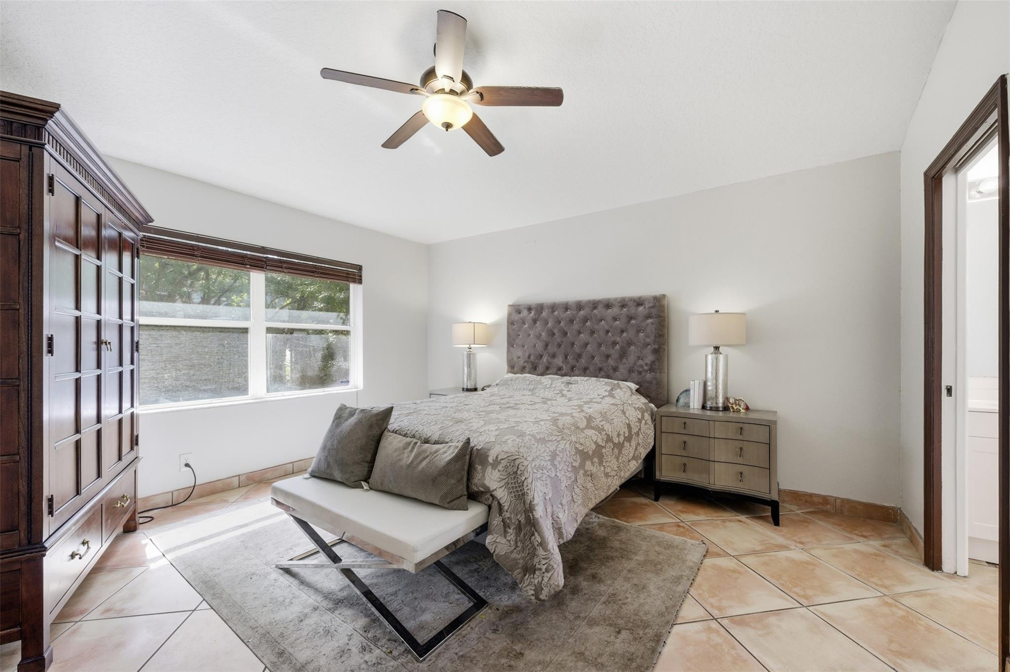 CRYSTAL KEY AT WOOLBRIGHT - Residential Lease