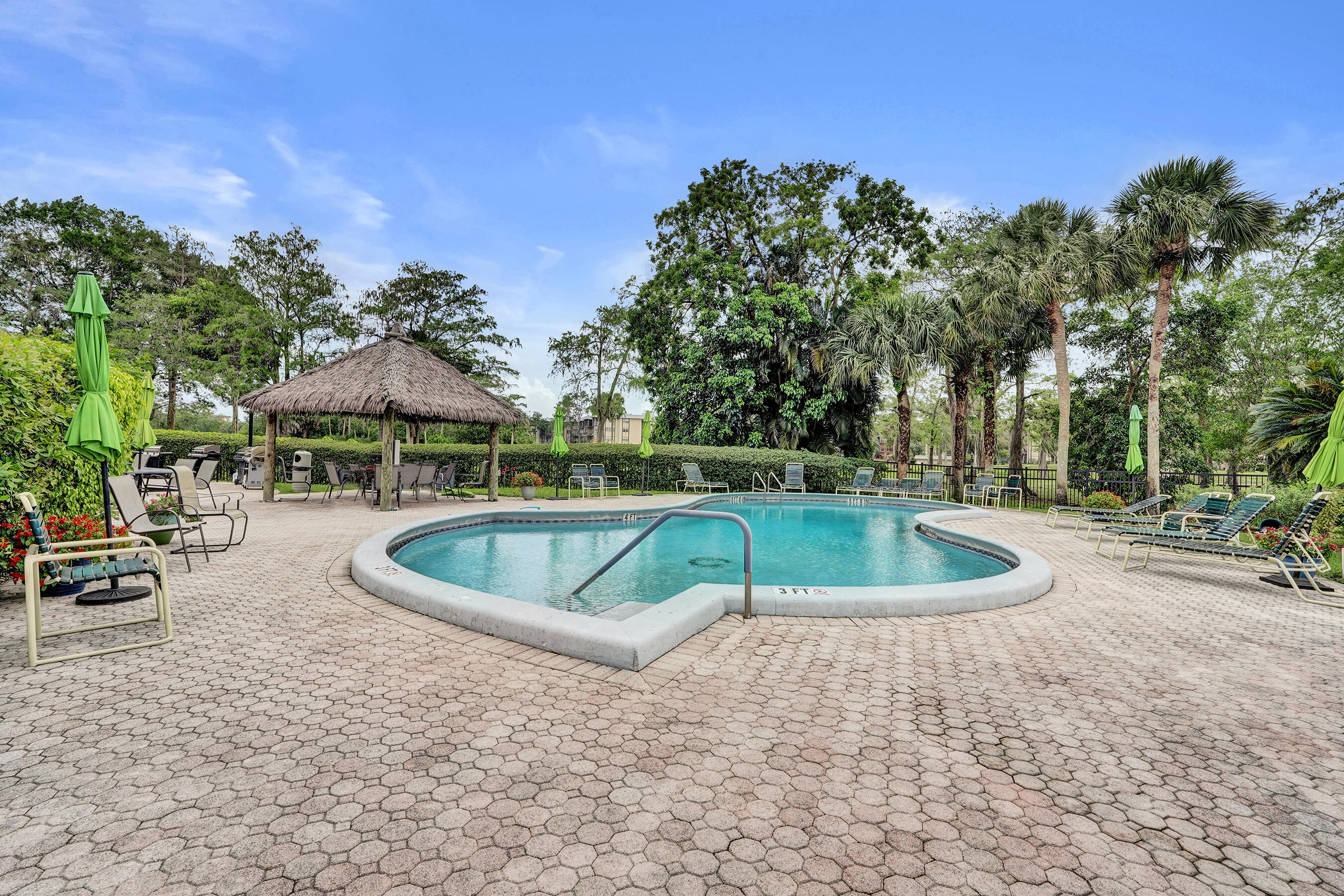 GREENS OF INVERRARY PHASE I - Residential