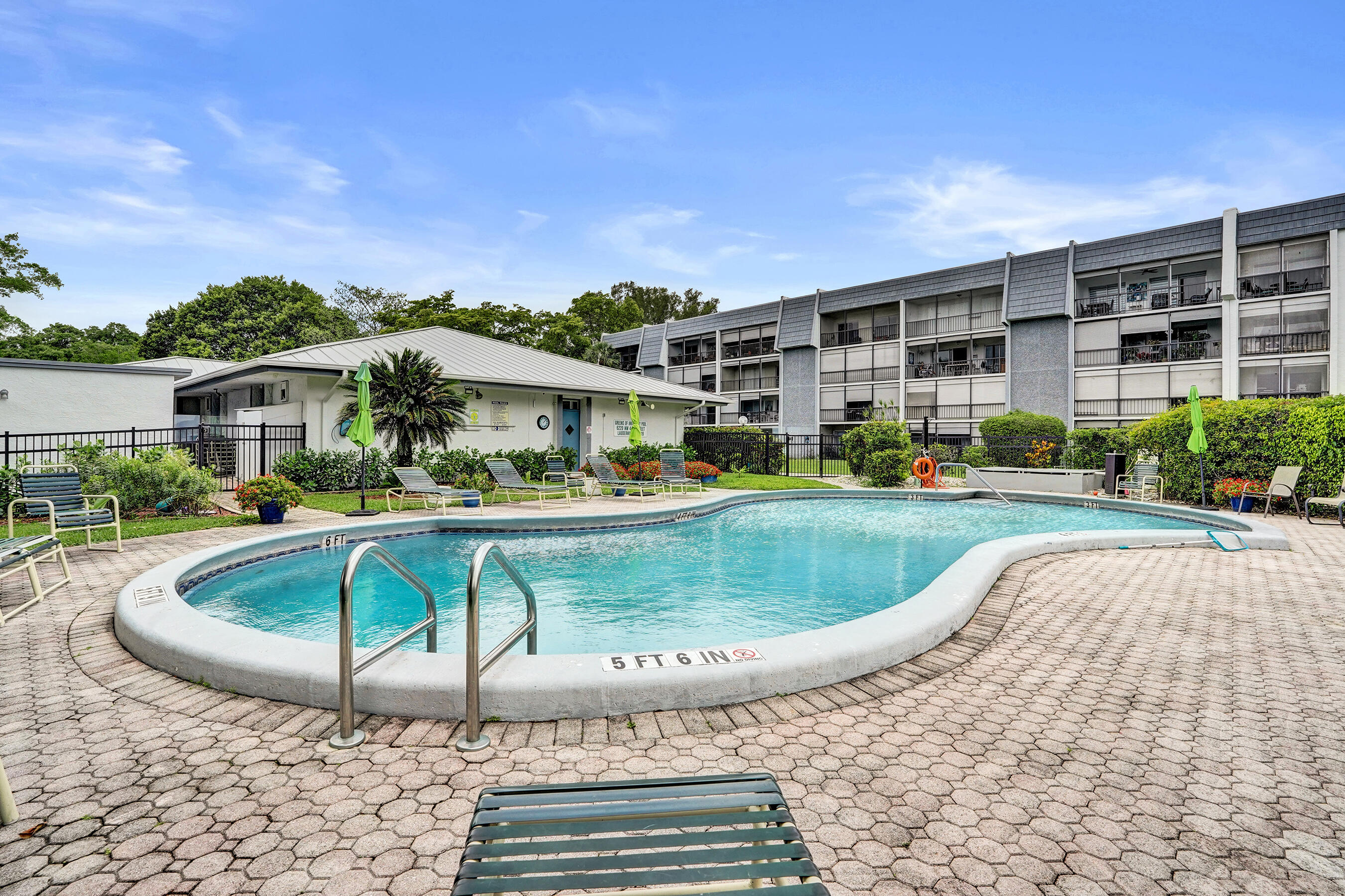 GREENS OF INVERRARY PHASE I - Residential