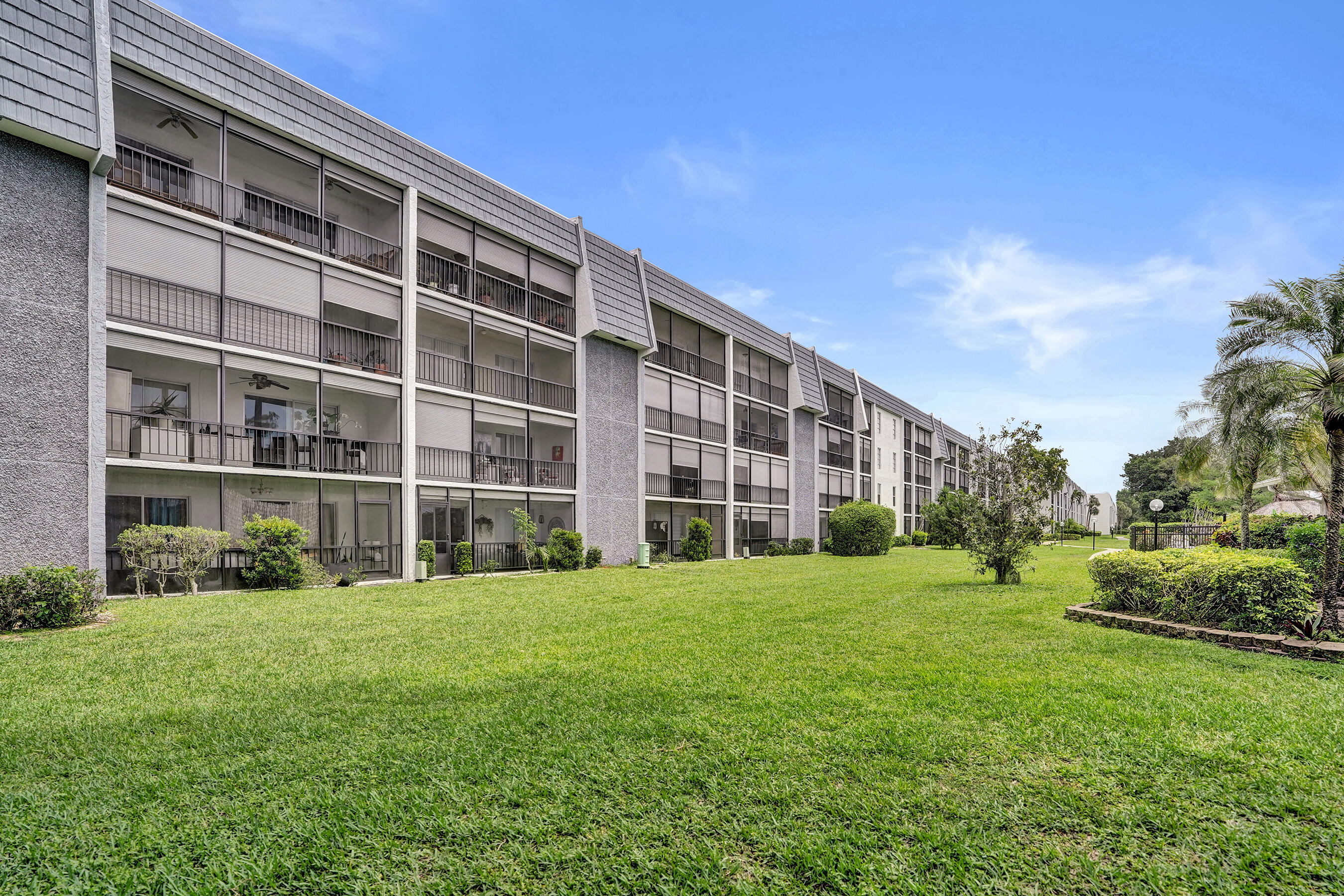 GREENS OF INVERRARY PHASE I - Residential