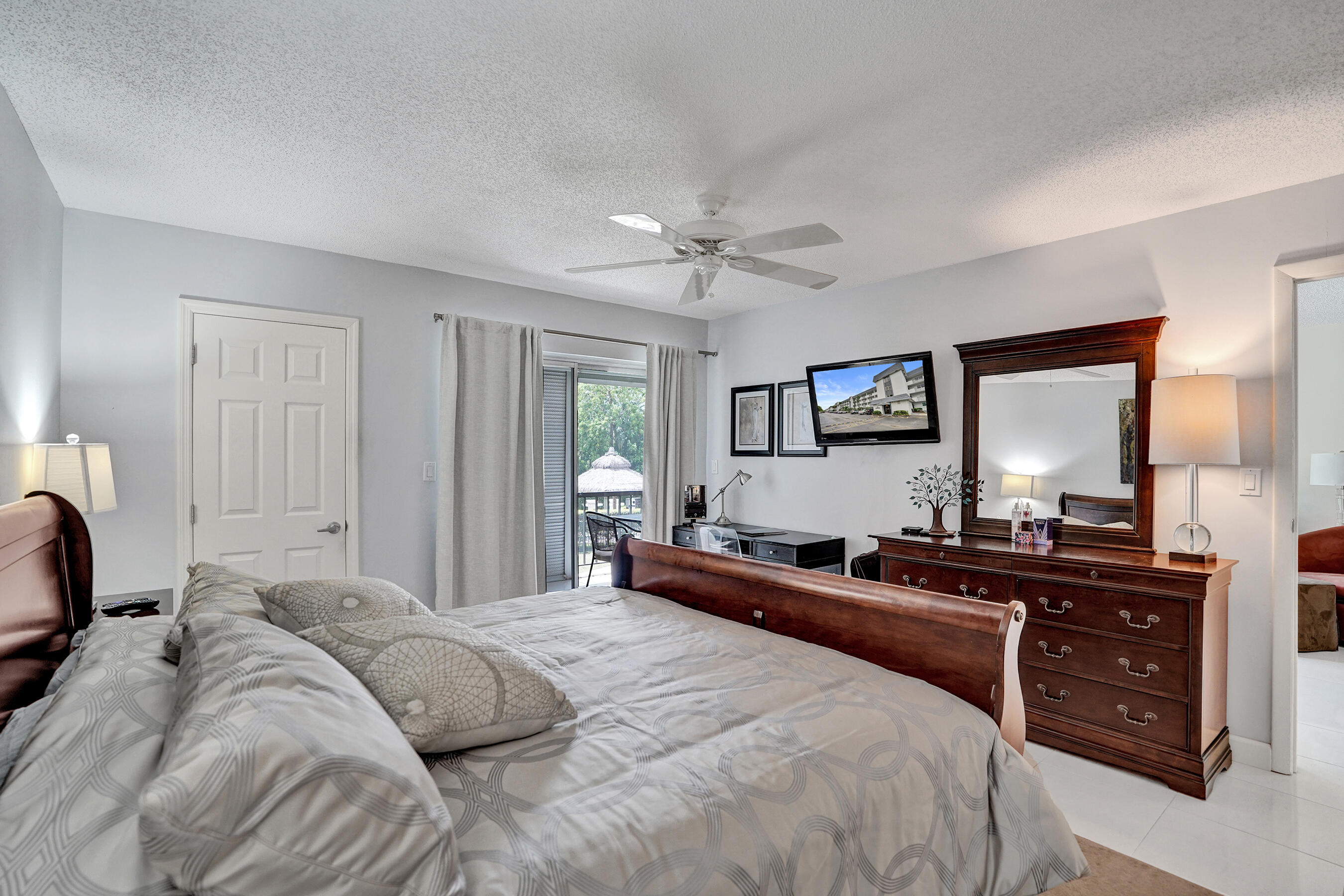 GREENS OF INVERRARY PHASE I - Residential