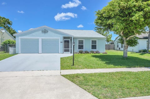 Featured picture for the property R10723066
