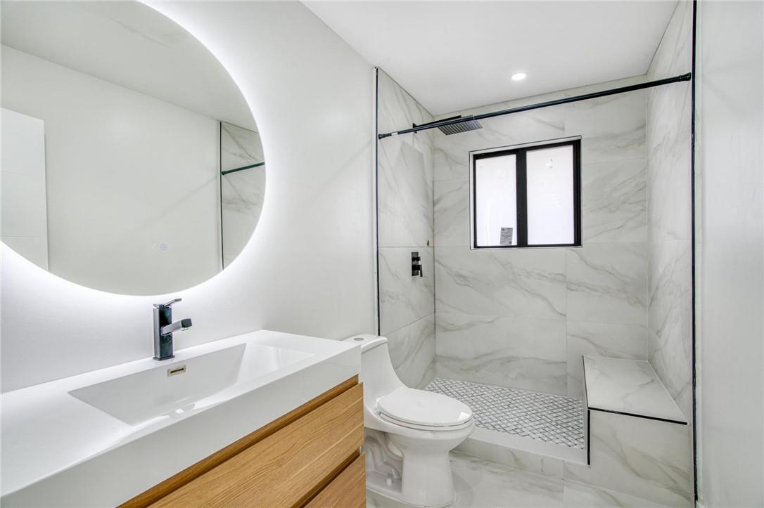 HOLLYWOOD HILLS - Residential Lease