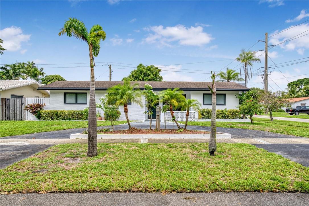 HOLLYWOOD HILLS - Residential Lease