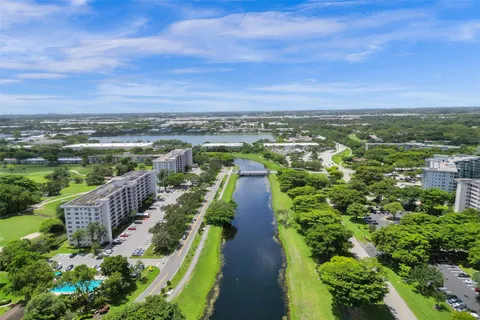 3250 N Palm Aire Dr Unit 607, Pompano Beach, FL MLS: F10436385