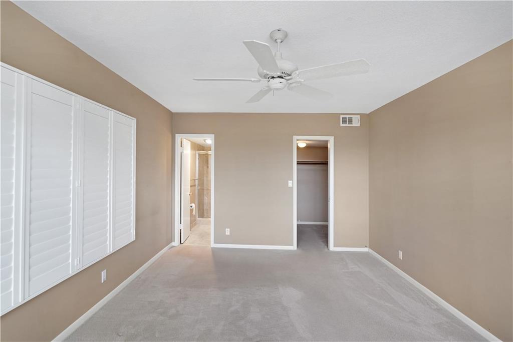 Hawthorne Manor - Residential
