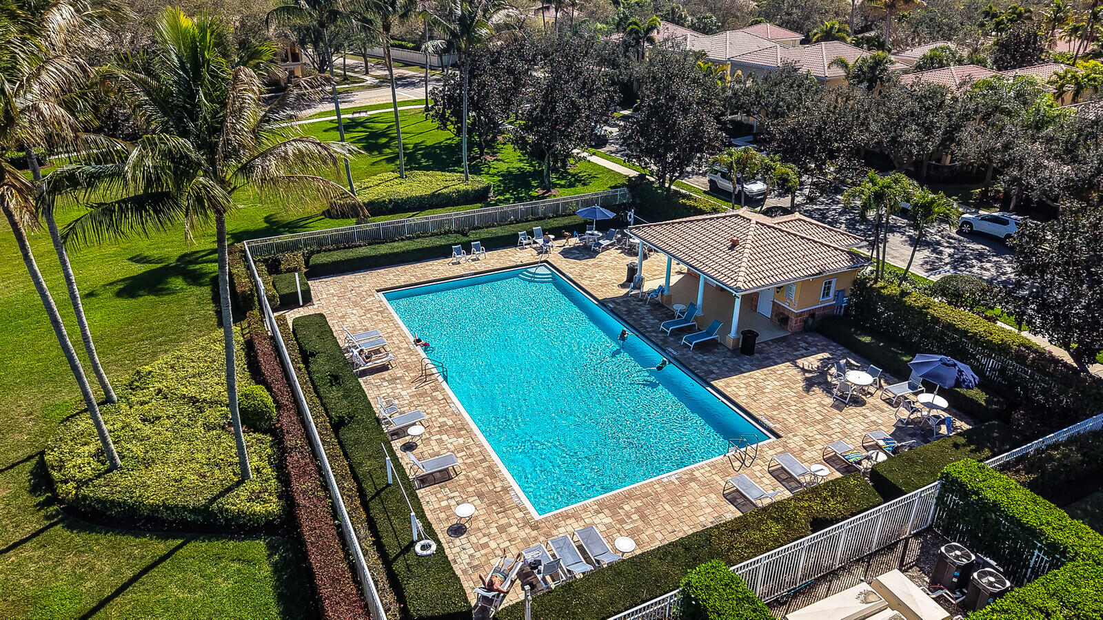 TUSCANY AT ABACOA - Residential