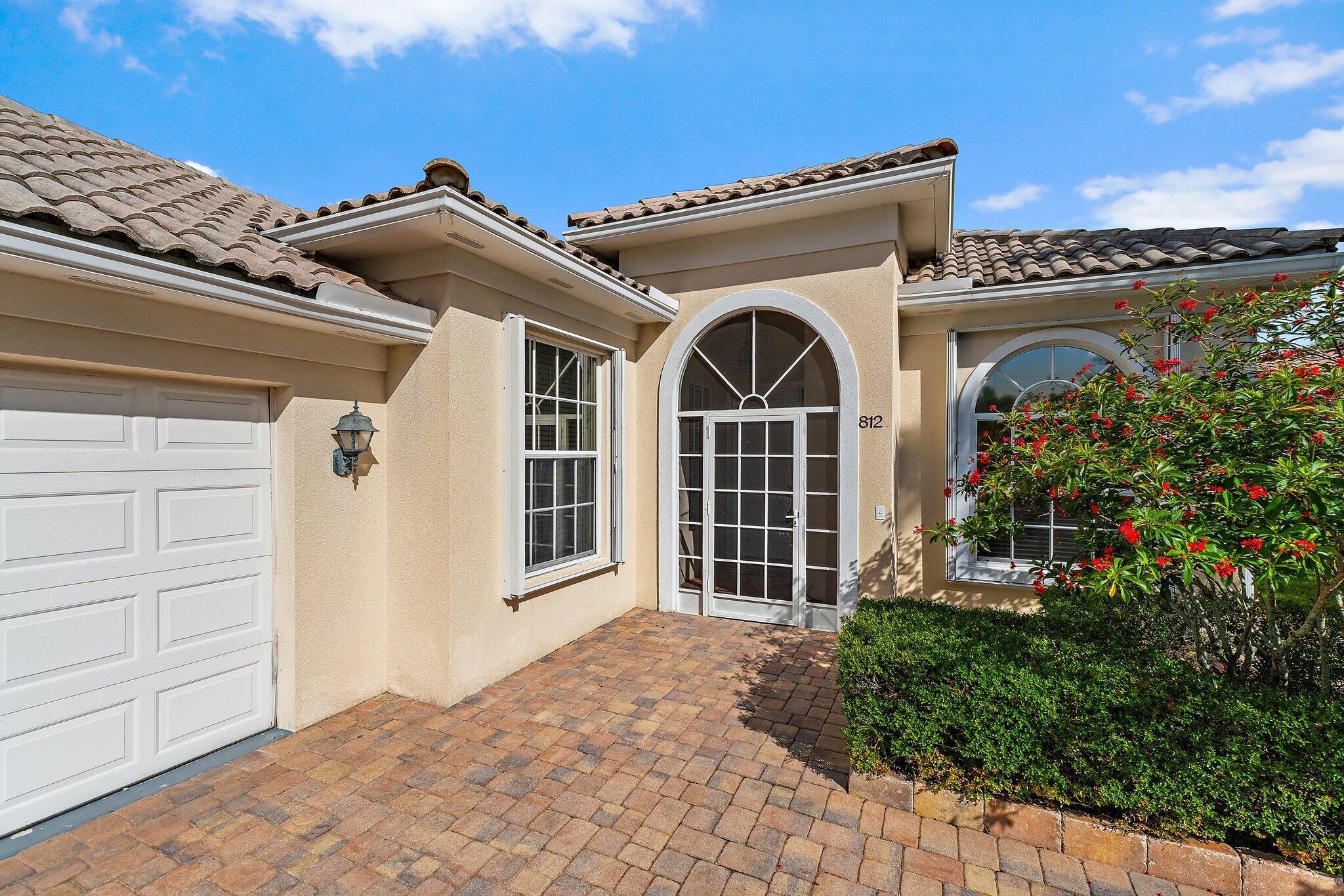 DOUBLE TREE - Residential Lease