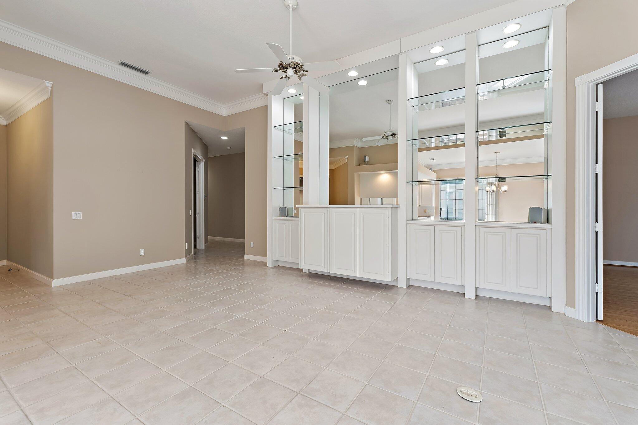 DOUBLE TREE - Residential Lease