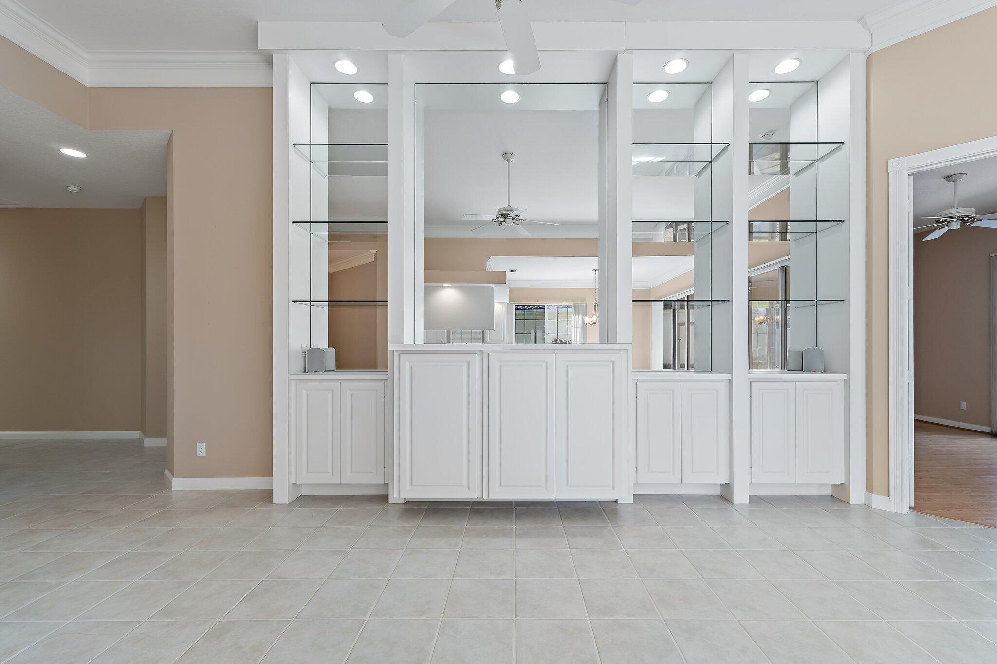 DOUBLE TREE - Residential Lease