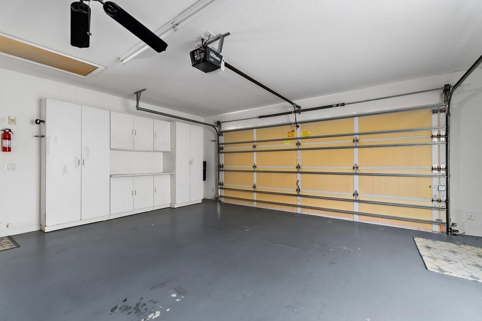 DOUBLE TREE - Residential Lease