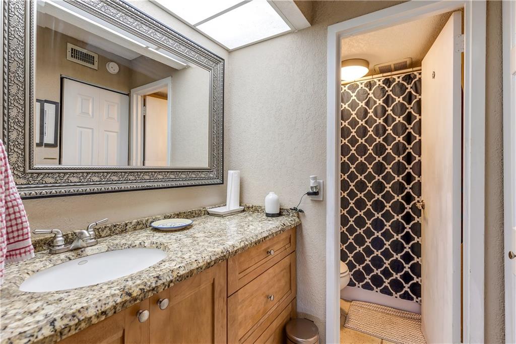 River Manor Condo - Residential