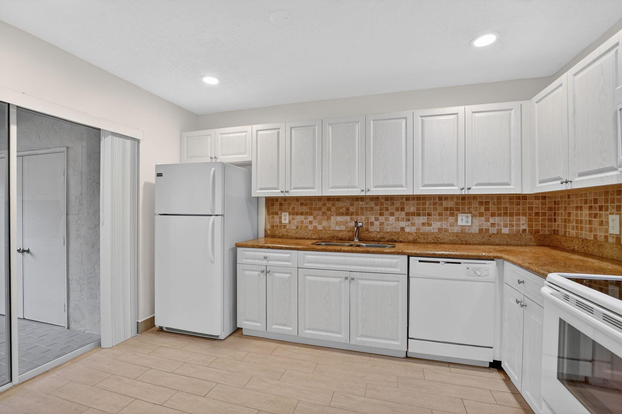 PLUM AT BOCA POINTE - Residential Lease