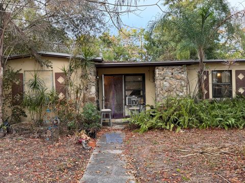 Townhomes and Villas with Garages in Florida's Treasure Coast 36 490 SE Sandia Avenue Port St Lucie FL 34983