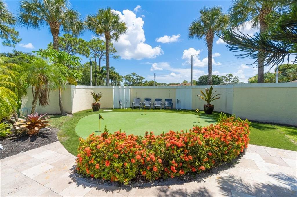 Barrington Woods Wellingt - Residential