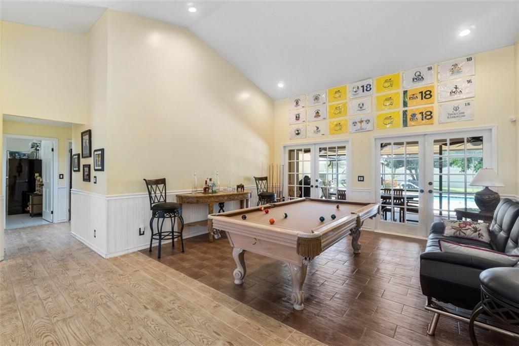 Barrington Woods Wellingt - Residential