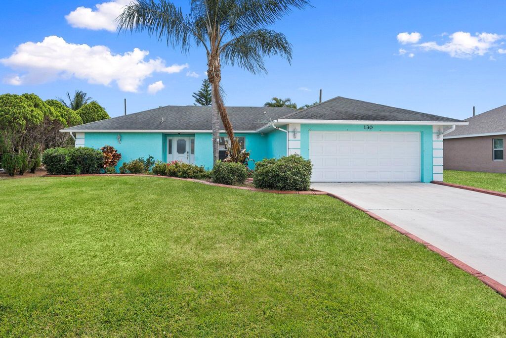 Photo of 130 SW Airview Avenue, Port Saint Lucie, FL 34984 (MLS # R11086973)