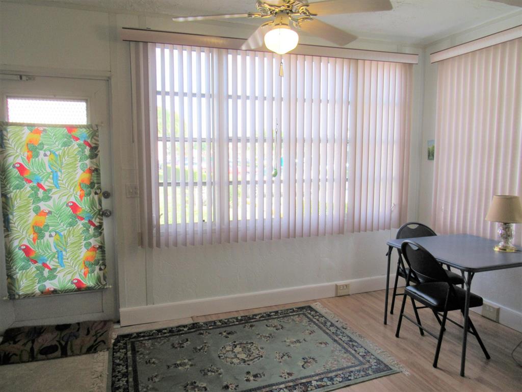 LAKESIDE VILLAGE - Residential