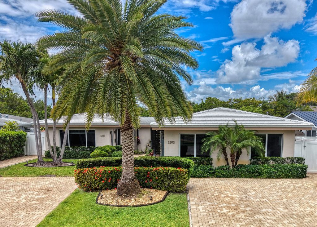 Photo of 3291 NE 18th Terrace #1-2, Oakland Park, FL 33306 (MLS # B26020015)