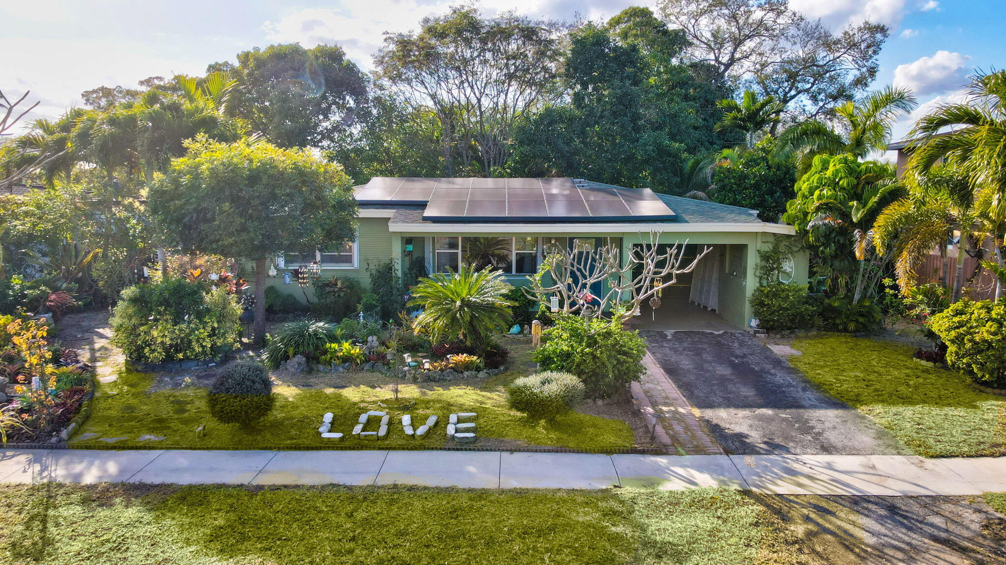 Miramar Tropical Homes - Residential