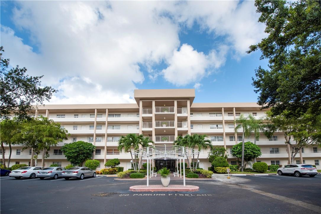 Palm-Aire C C 78a Condo - Residential Lease