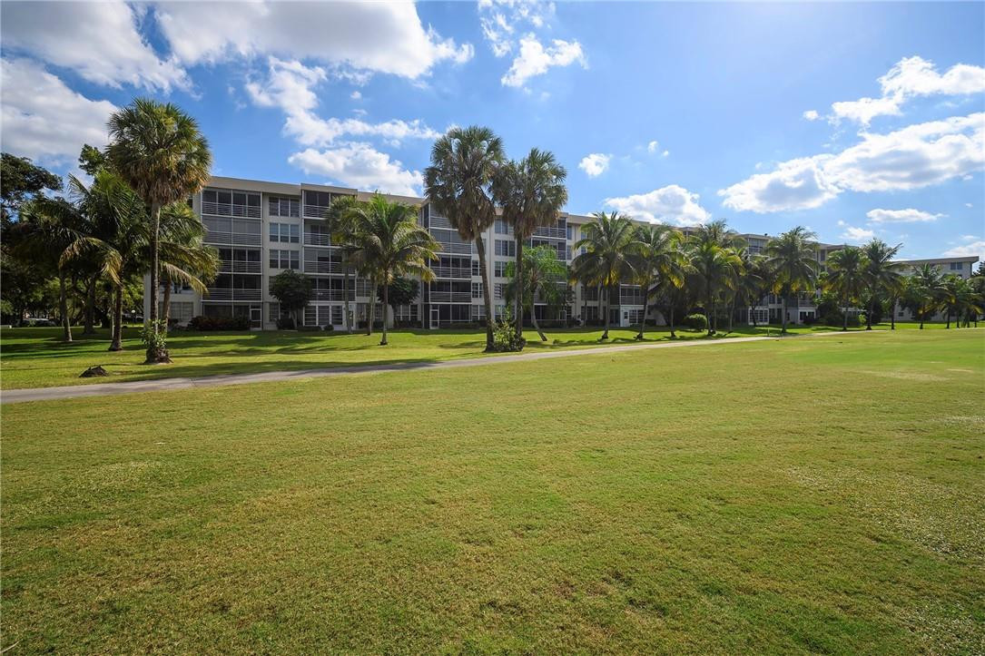 Palm-Aire C C 78a Condo - Residential Lease