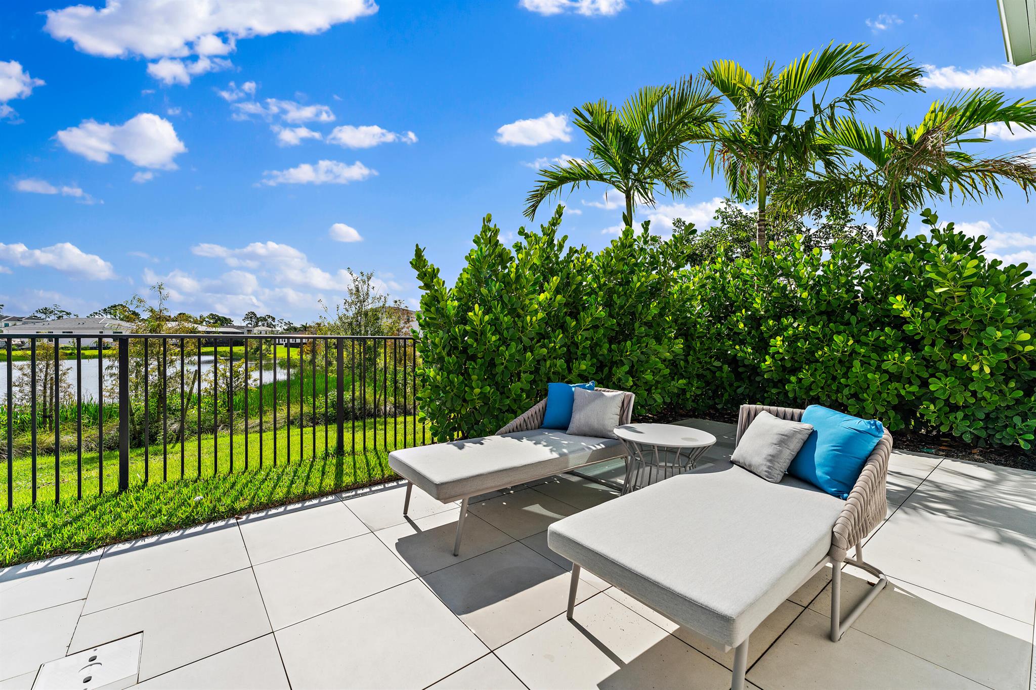 ARTISTRY - Residential