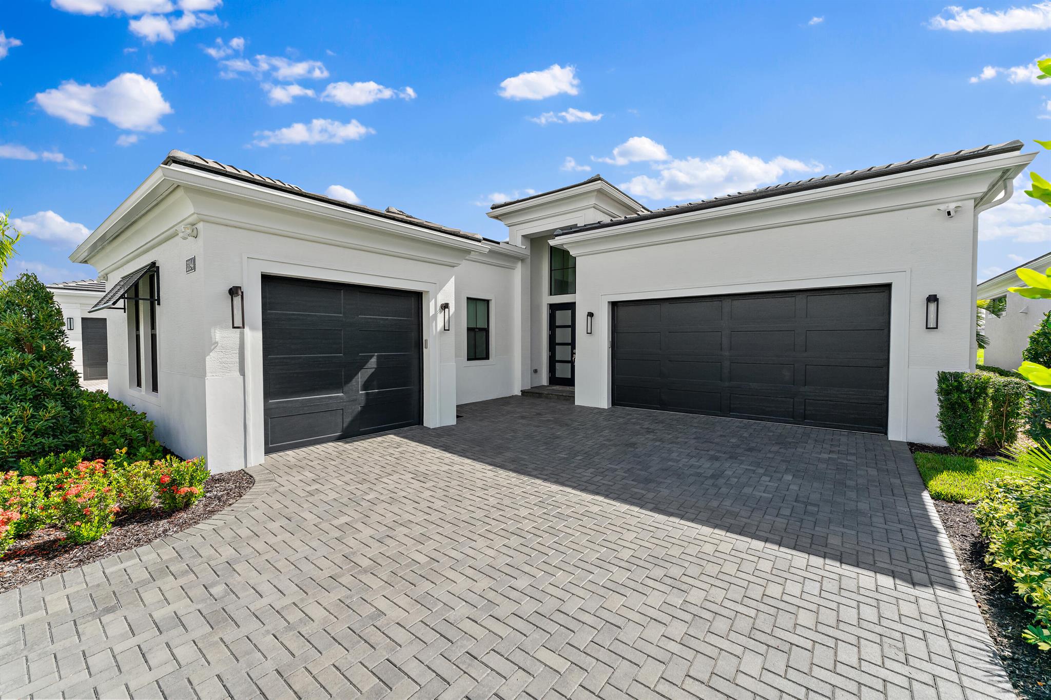 ARTISTRY - Residential