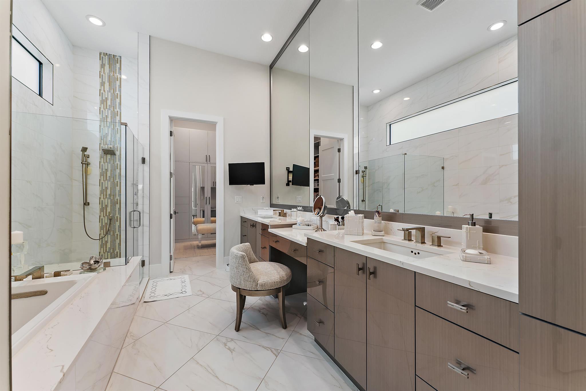 ARTISTRY - Residential