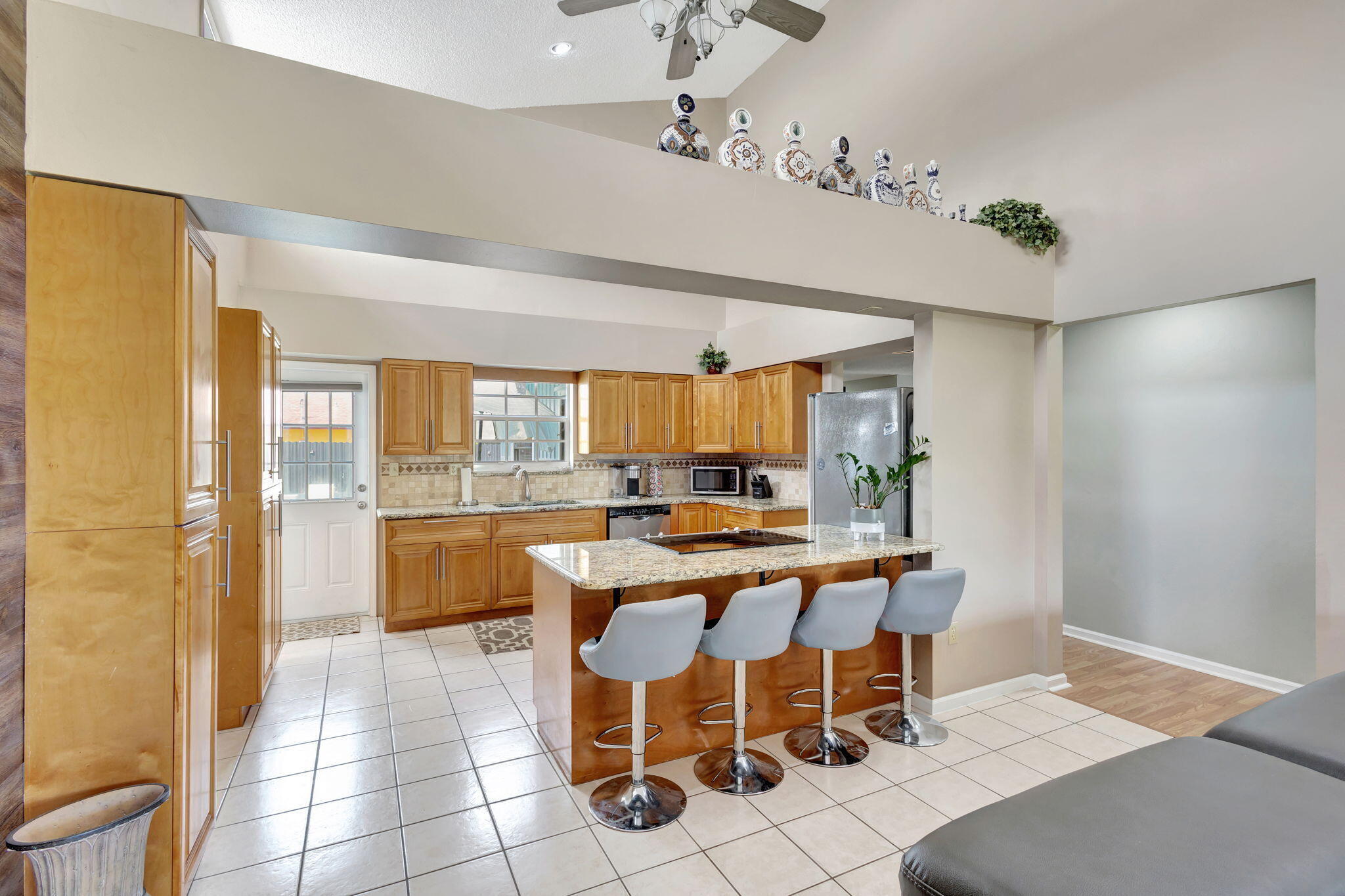 LANAIR PARK - Residential