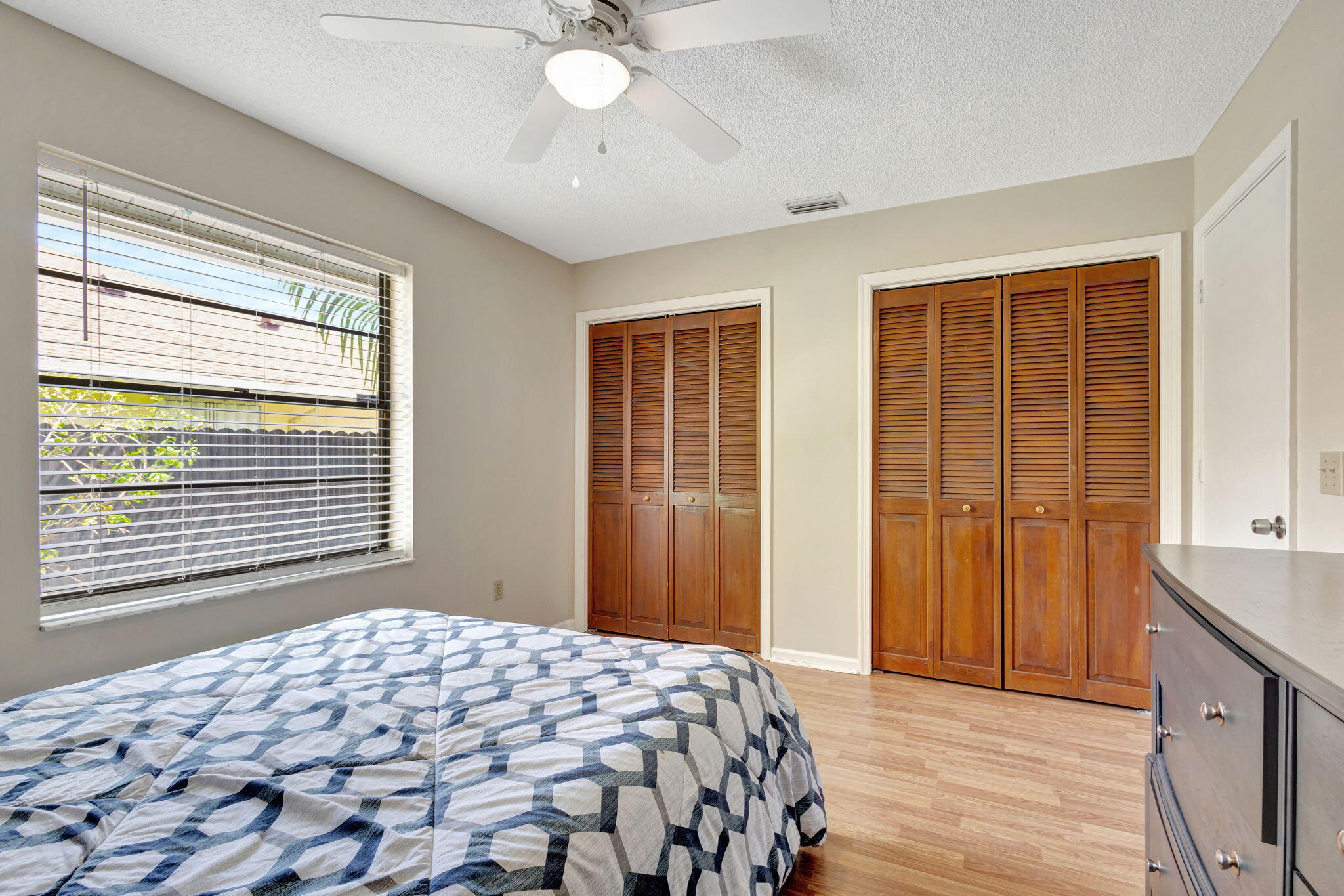 LANAIR PARK - Residential