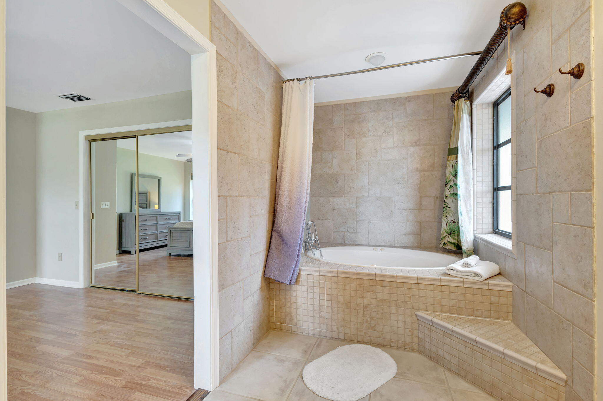 LANAIR PARK - Residential