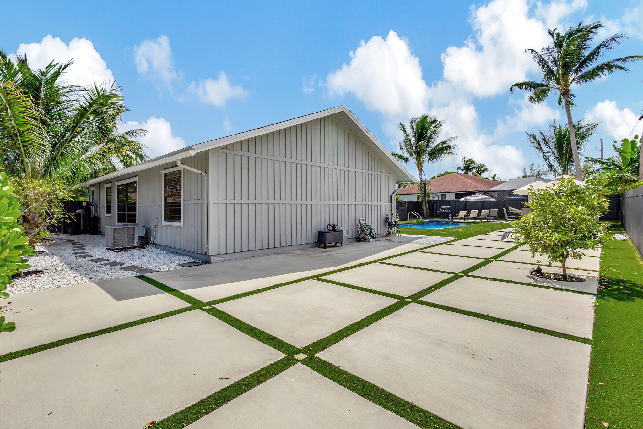 LANAIR PARK - Residential