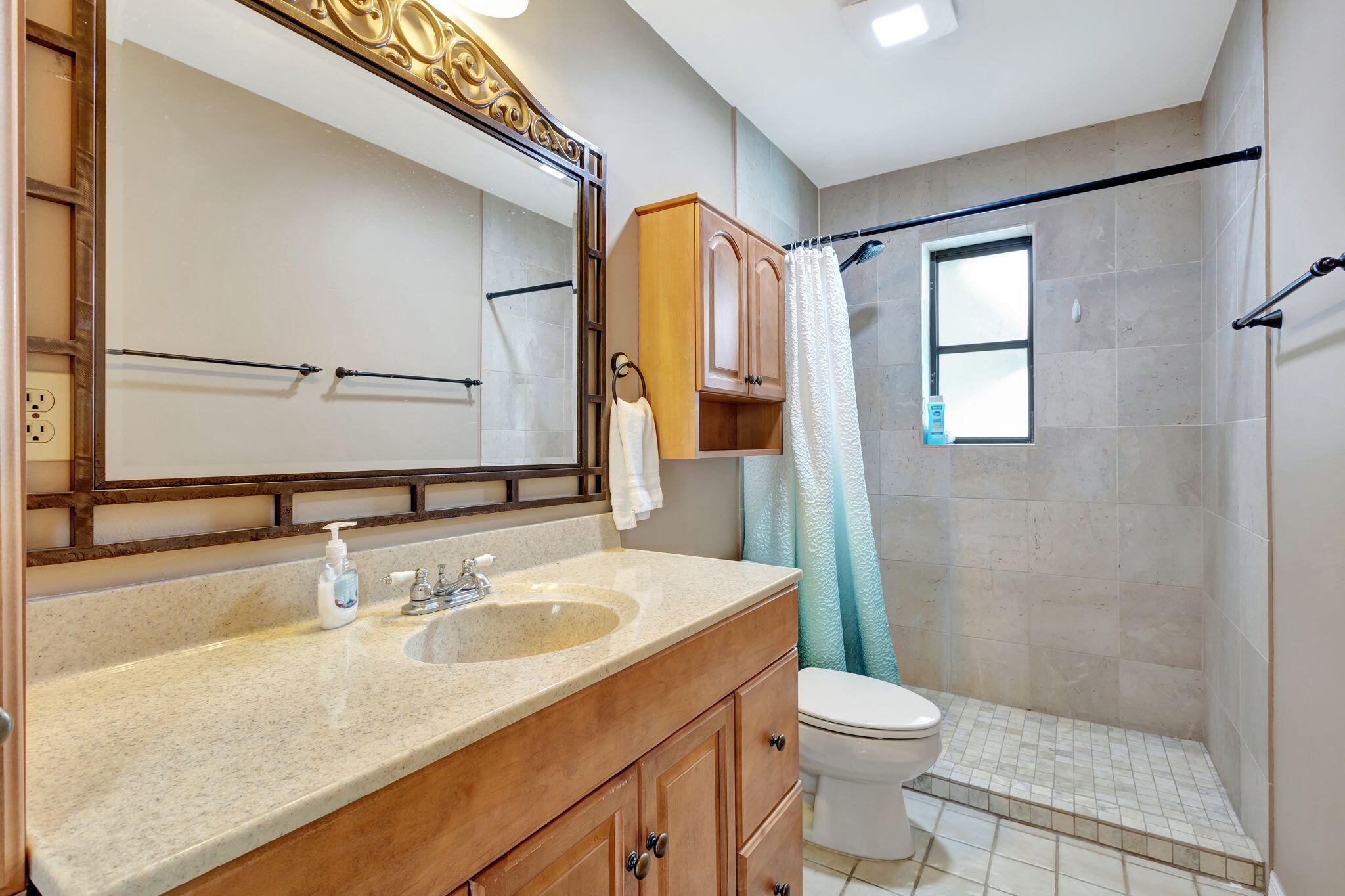 LANAIR PARK - Residential