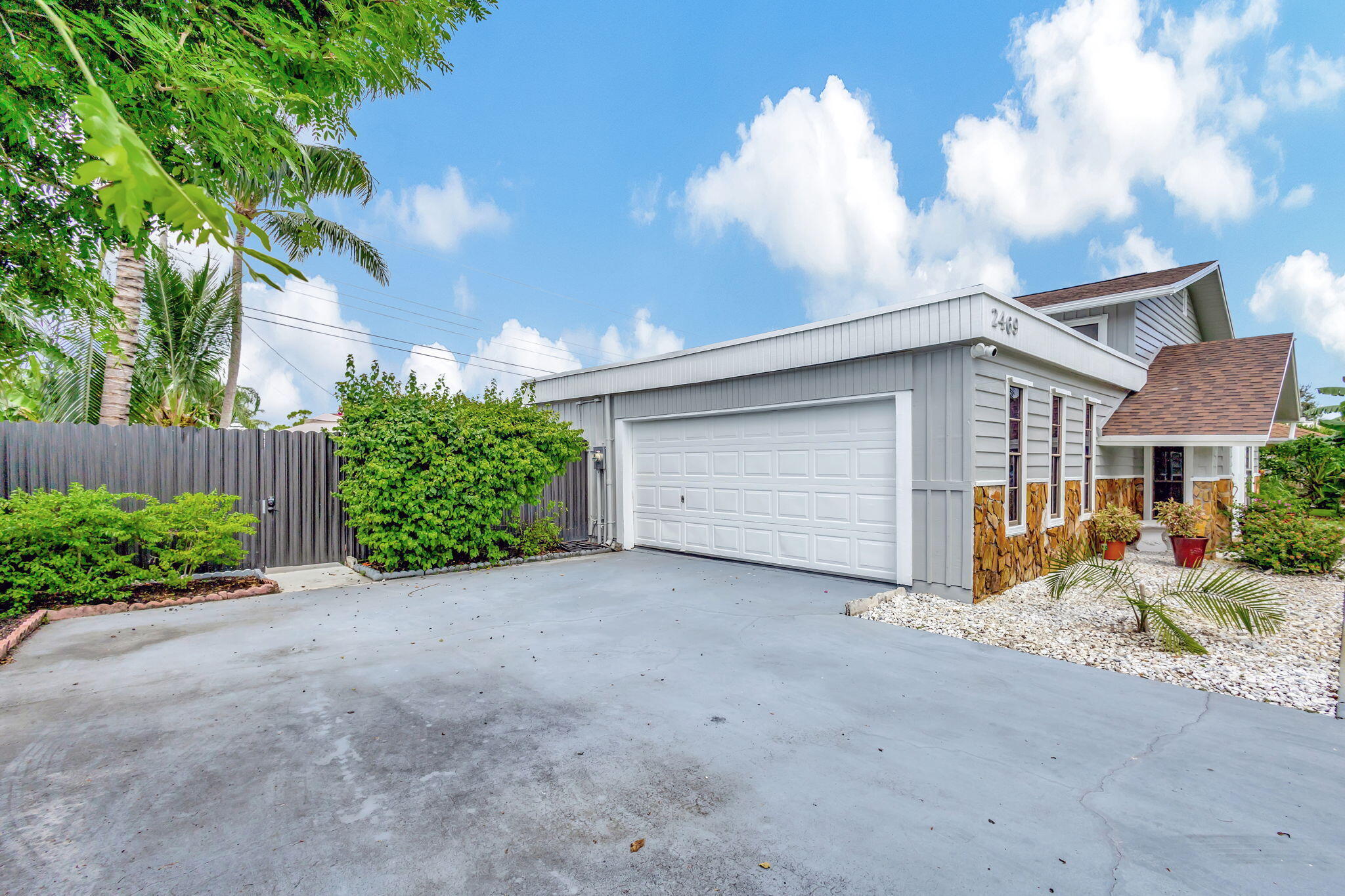 LANAIR PARK - Residential