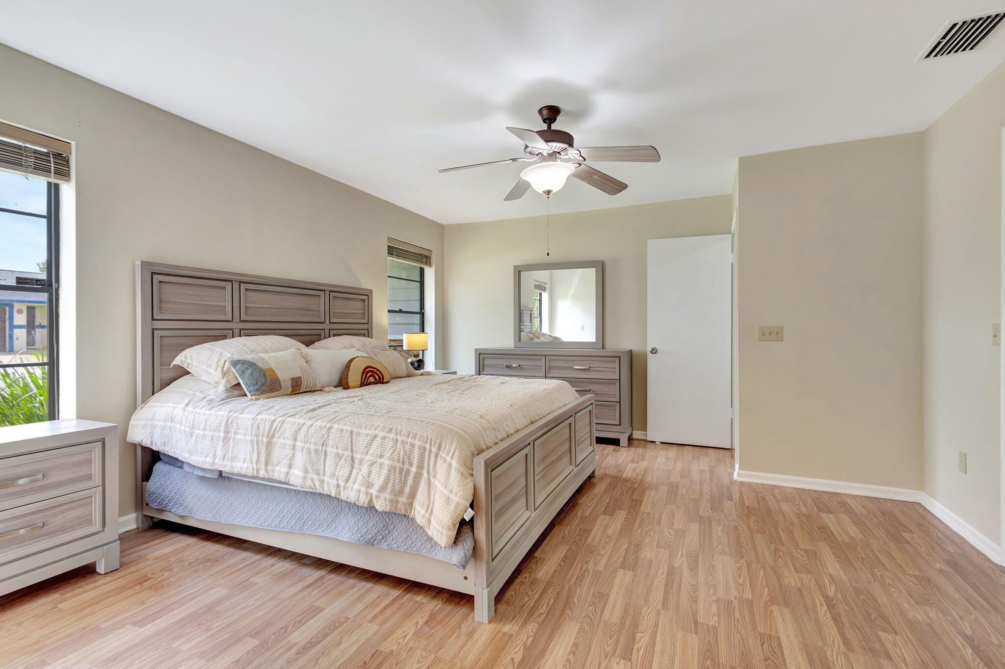LANAIR PARK - Residential