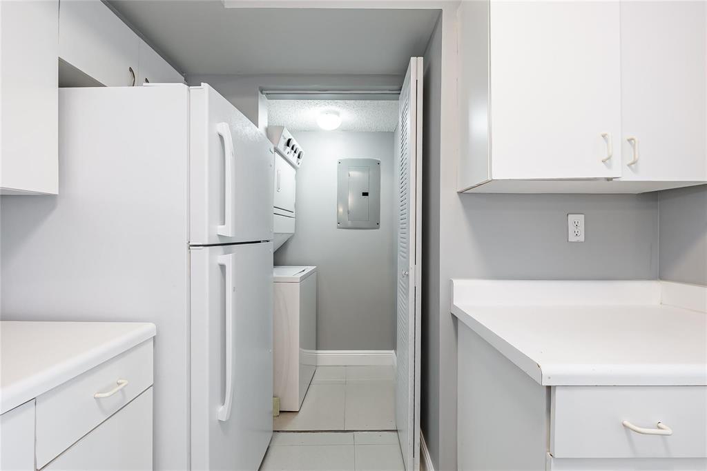 ROYAL GRAND CONDO - Residential