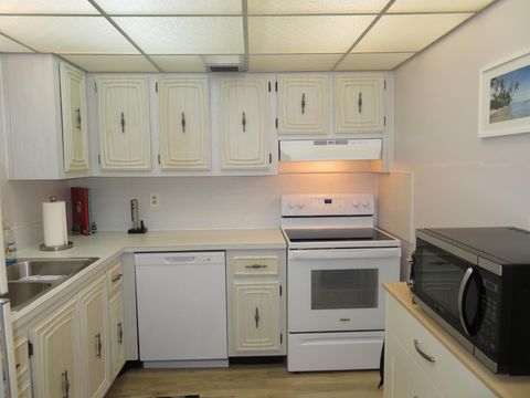 701 Lori Drive 103 Palm Springs FL 33461
