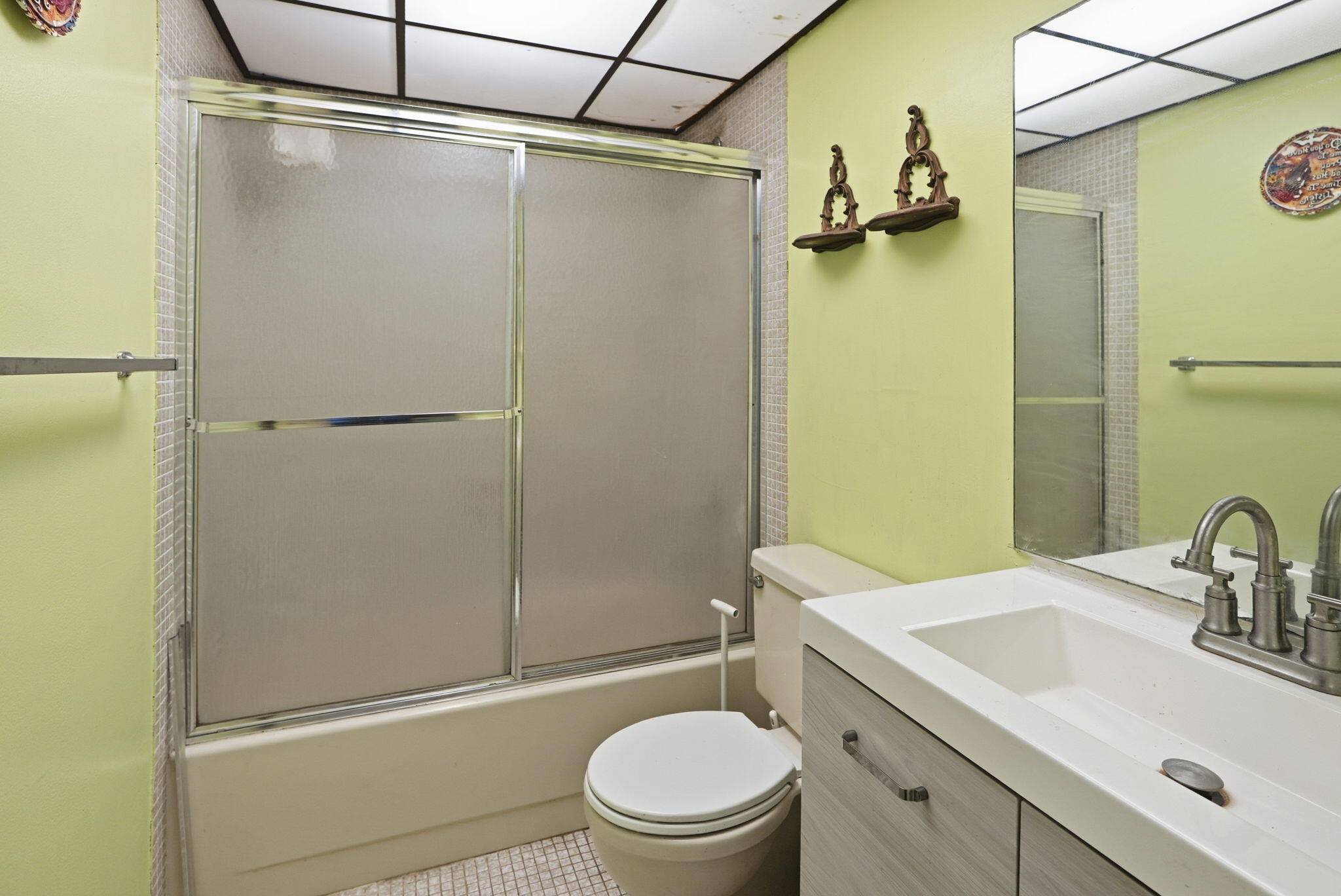 CYPRESS CHASE CONDO NO 5 - Residential